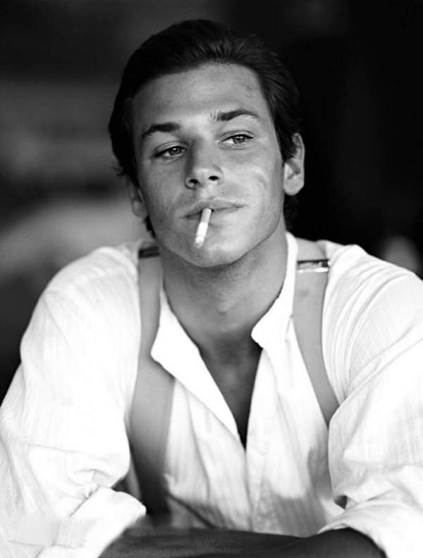 600full-gaspard-ulliel.jpg