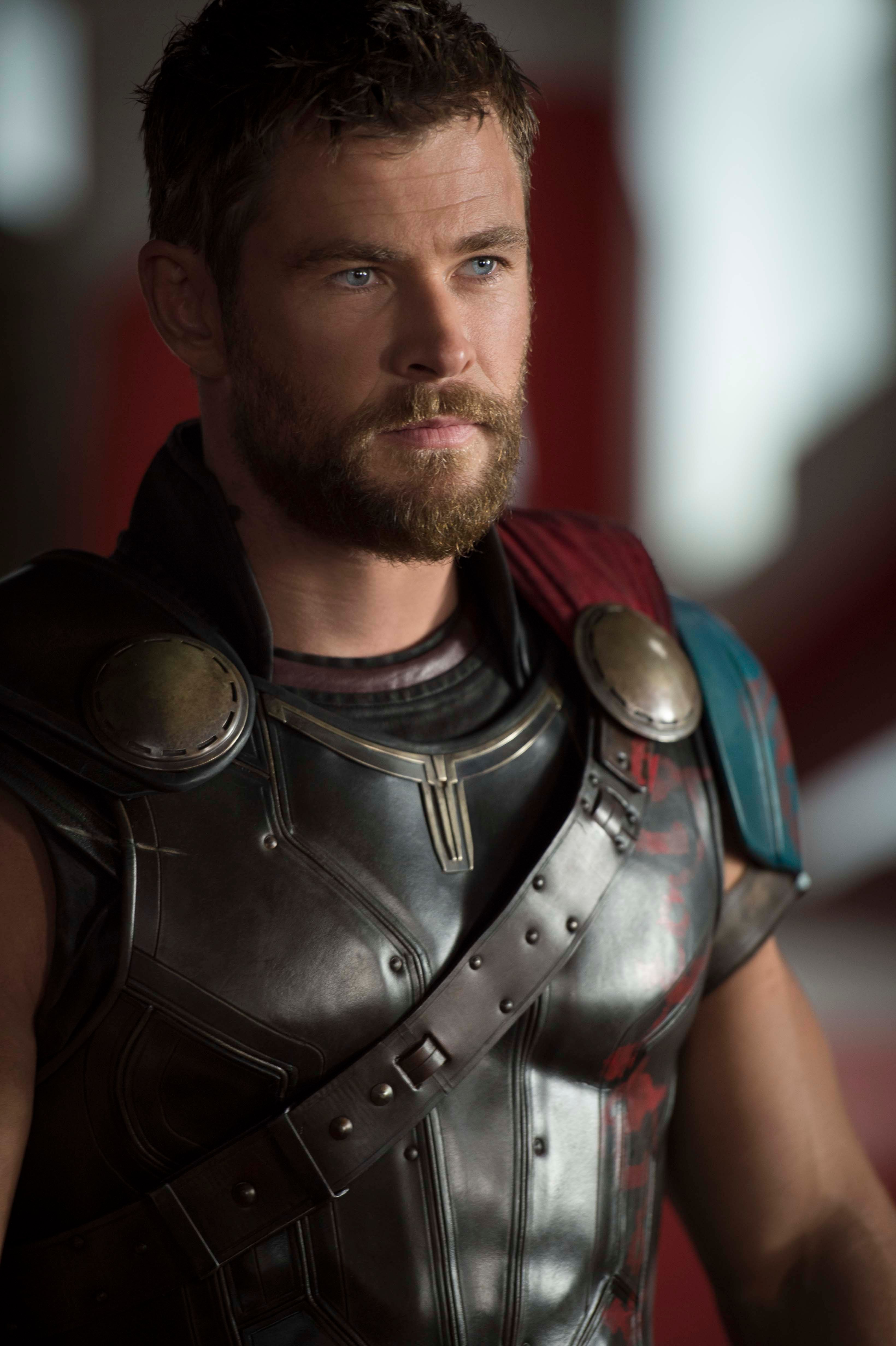 thor-ragnarok-chris-hemsworth-2.jpg