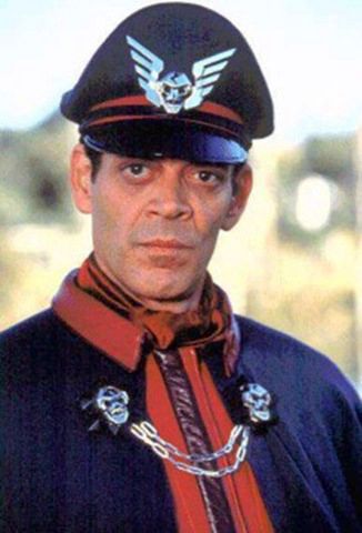 street_fighter_movie_image_1994_raul_julia_as_m._bison__1_.jpg