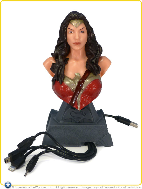 2016-Petron-DC-Comics-BvS-Gadget-Collection-Vinyl-Bust-Figure-Gal-Gadot-as-Wonder-Woman-Multi-Charger-003.jpg