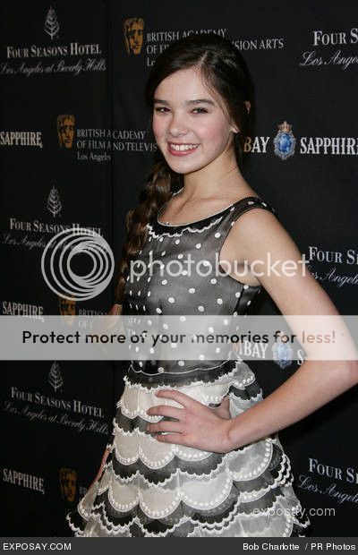 hailee-steinfeld-2011-bafta-los-angeles-award-1lZUeW_zpsa790b4f7.jpg