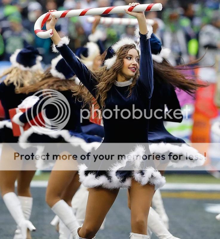 Seattle-Seahawks-Sea-Gals-cheerleaders-AP_111849791745_zpsvcfhtbg6.jpg