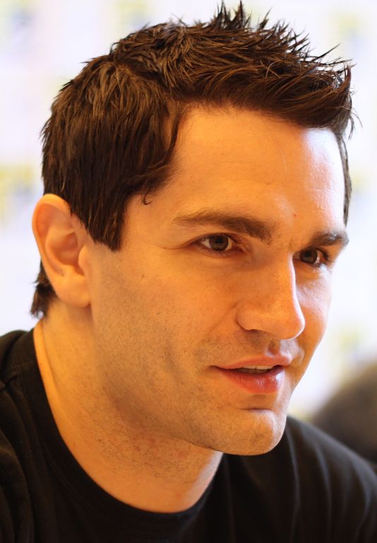 534px-Sam_Witwer_at_Comic-Con_2011_cropped.jpg