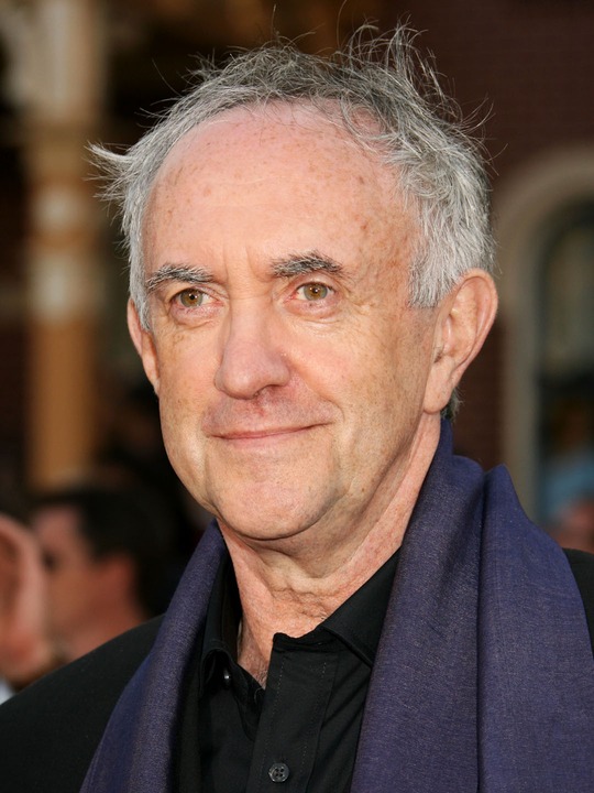 jonathan-pryce-05.jpg