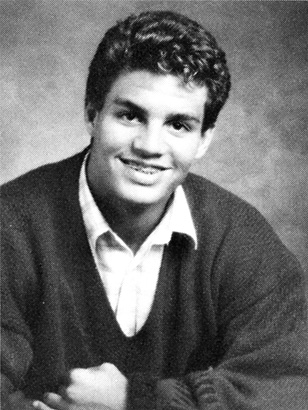 mark-ruffalo-yearbook-senior-year-young-1986-photo-GC.jpg