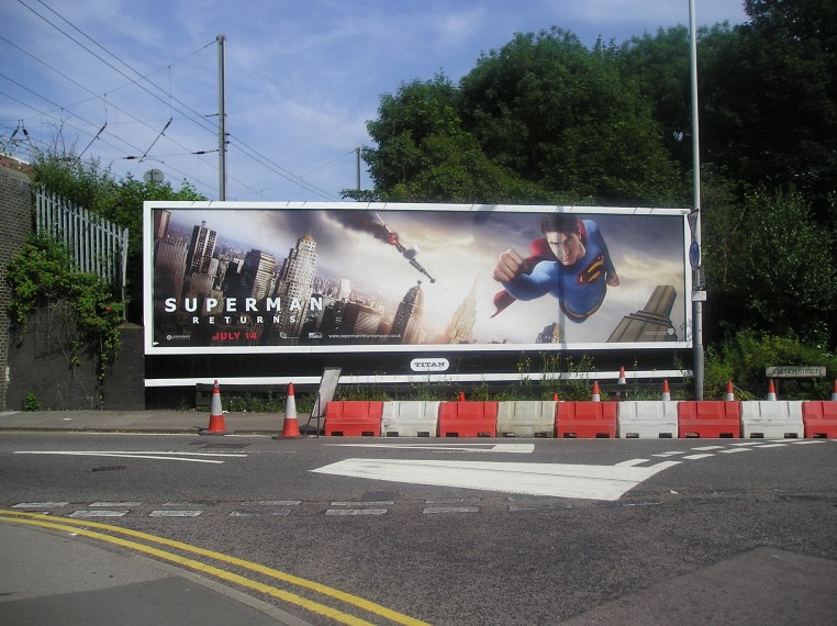 uk-billboard-luton.jpg