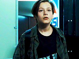 60fbe2bb1b7e5ca0e35c73d9c9a56531af4c8e8f.gif