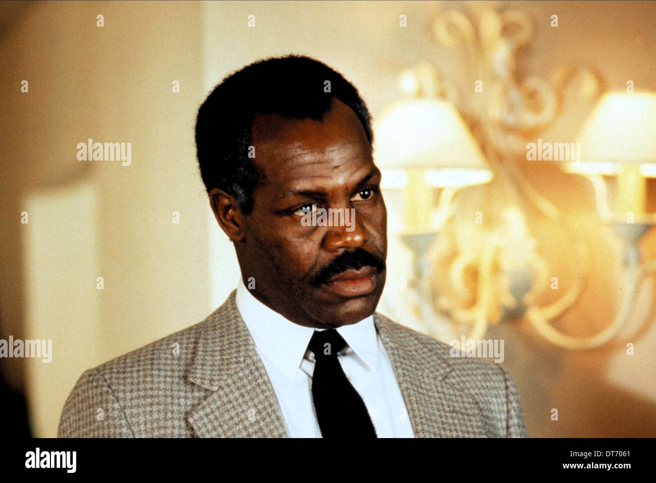 danny-glover-lethal-weapon-2-1989-DT7061.jpg