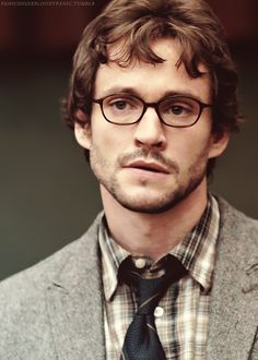 f2bc545508b6fcba97ba90a399c66a98--hannibal-series-hannibal-lecter.jpg