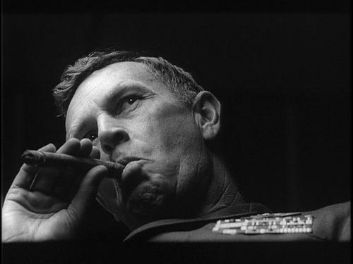 3f2487250fd00ece24a68c88133b8e0e--sterling-hayden-dr-strangelove.jpg