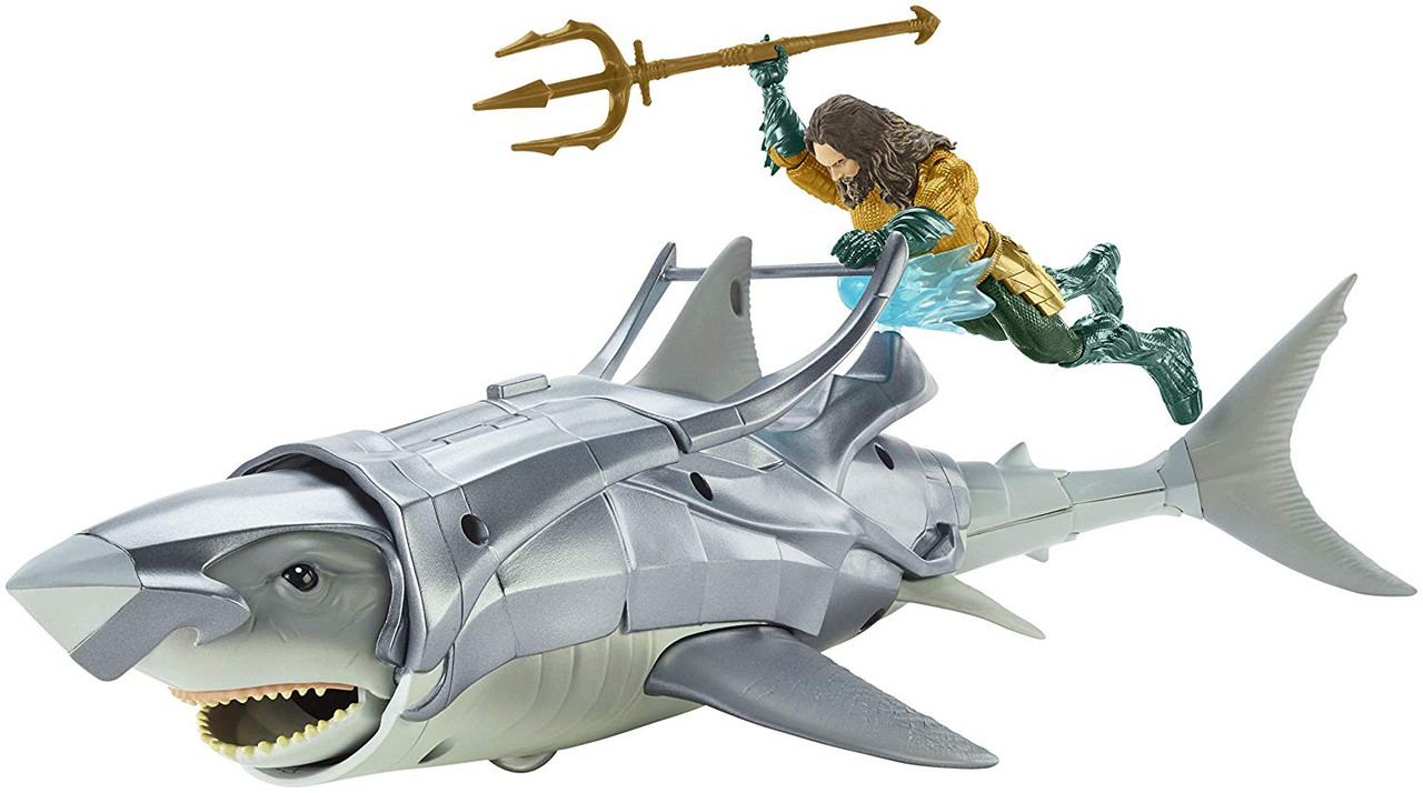 aquaman-shark-003.jpg