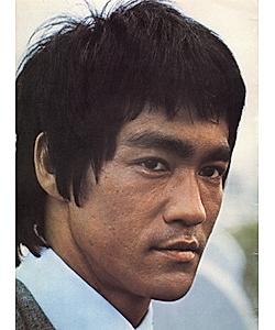 z0220018-080075010-bruce-lee.jpg