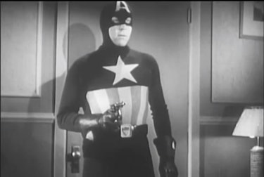 eb1617a4-f55d-4f39-b133-a6957b836c7a-captain-america-gun.jpg