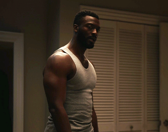 Thank-You-to-Movie-Costume-Designer-For-Picking-This-Tight-Fitting-Top.gif