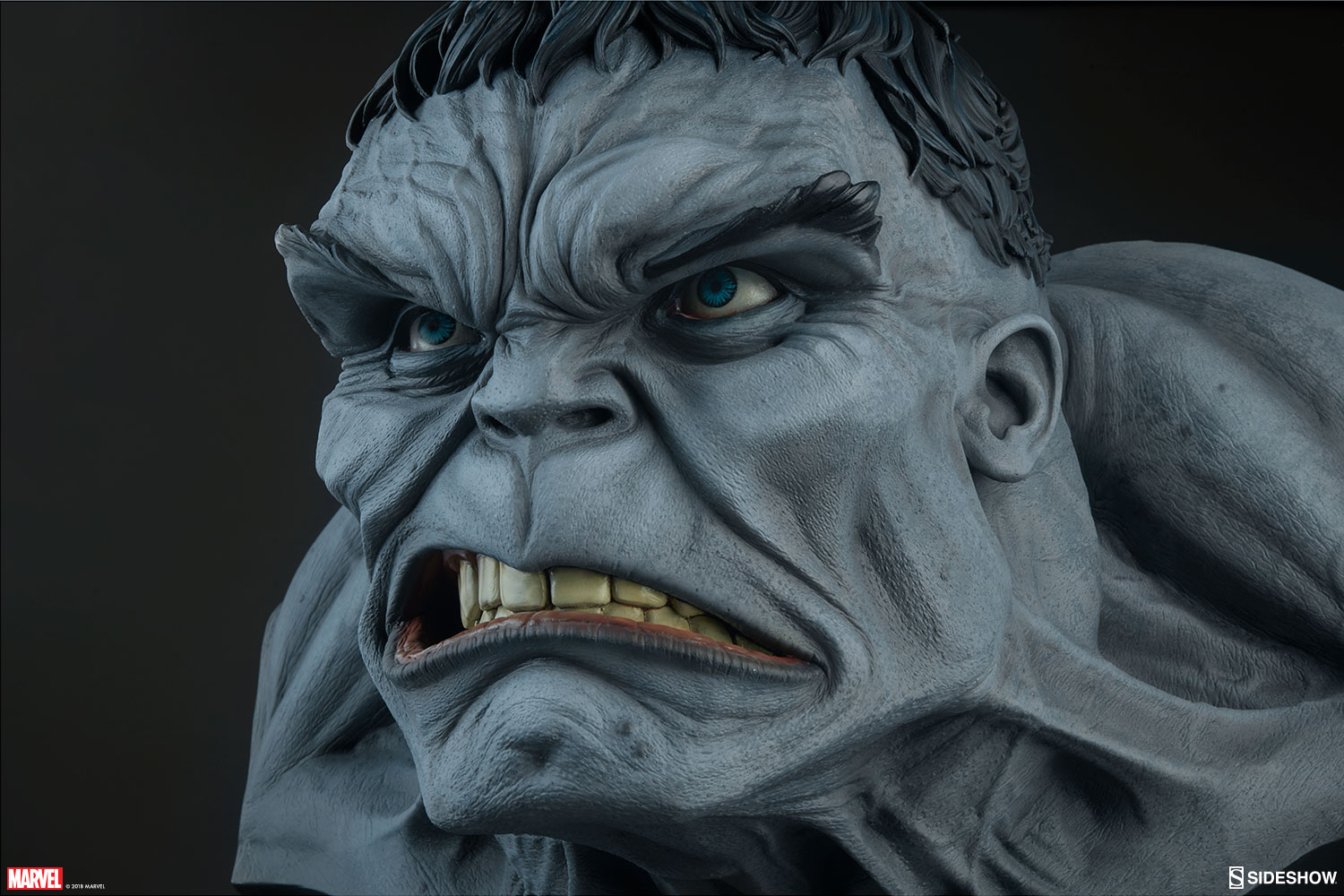 Sideshow-Gray-Hulk-Bust-008.jpg