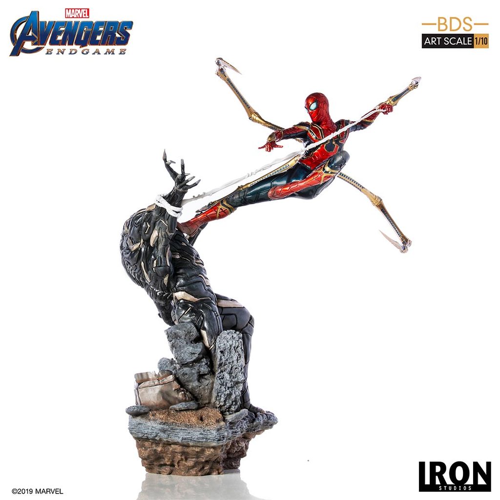 Iron-Spider-BDS-Statue-001.jpg