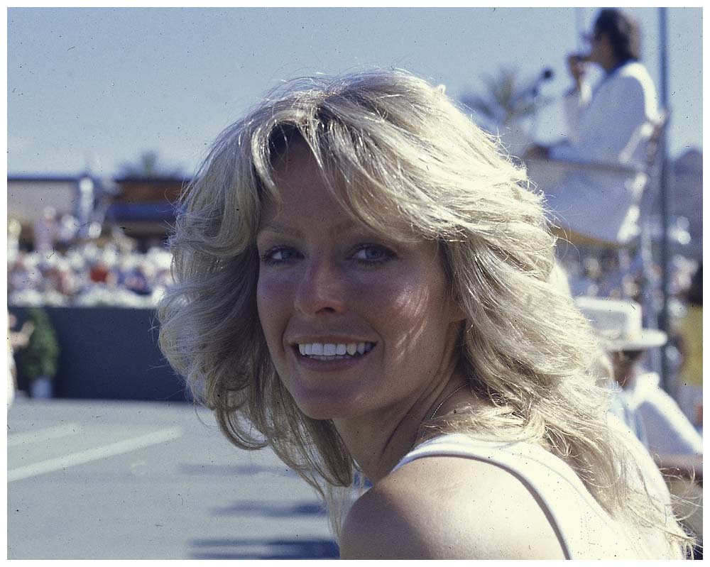 farrah-fawcett-nel-1977e280a8ap-photo.jpg