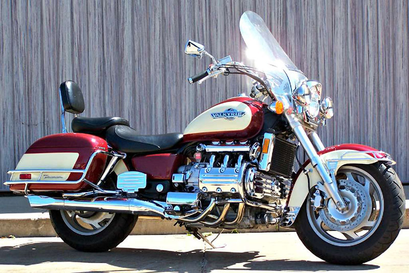 1997-Honda-Valkyrie-Tourer-1999.jpg