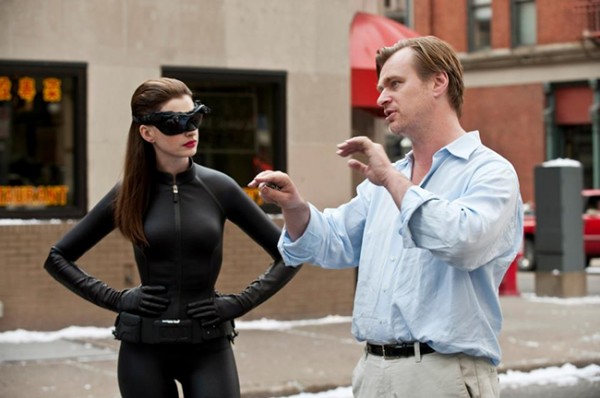 Anne-Hathaway-and-Christopher-Nolan-on-the-set-of-The-Dark-Knight-Rises-2012-Movie-Image-600x398.jpg