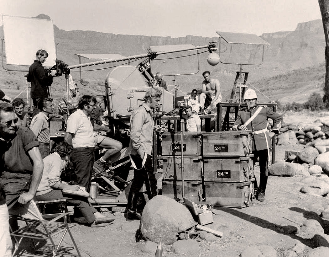 Behind-the-scenes-zulu-1964.jpg