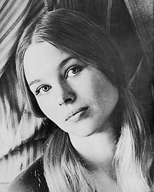 220px-Michelle_Phillips_1966_press_book_headshot_Dunhill.jpg