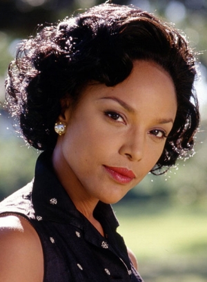 lynn-whitfield-photofest-450x600.jpg