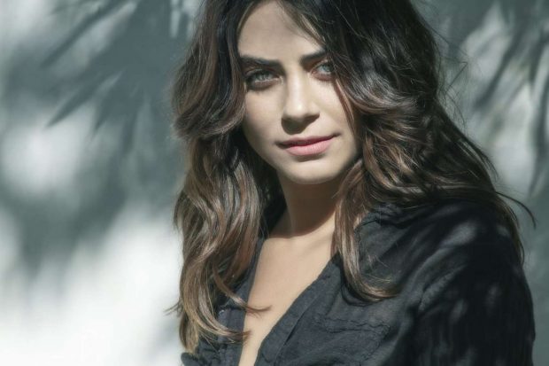 Lorenza-Izzo-for-Imagista-2019-02-620x413.jpg